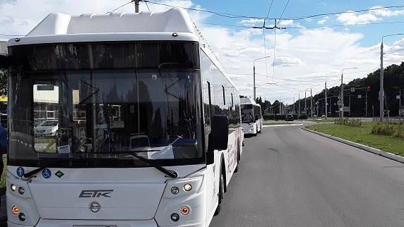 Из-за резкого торможения автобуса на Богданке в Белгороде пострадала пассажирка
