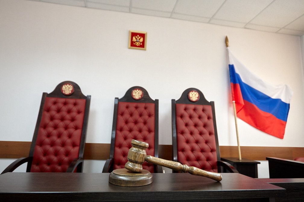 Дело об обвинении экс-чиновника из Ростехнадзора в получении взятки передали в суд
