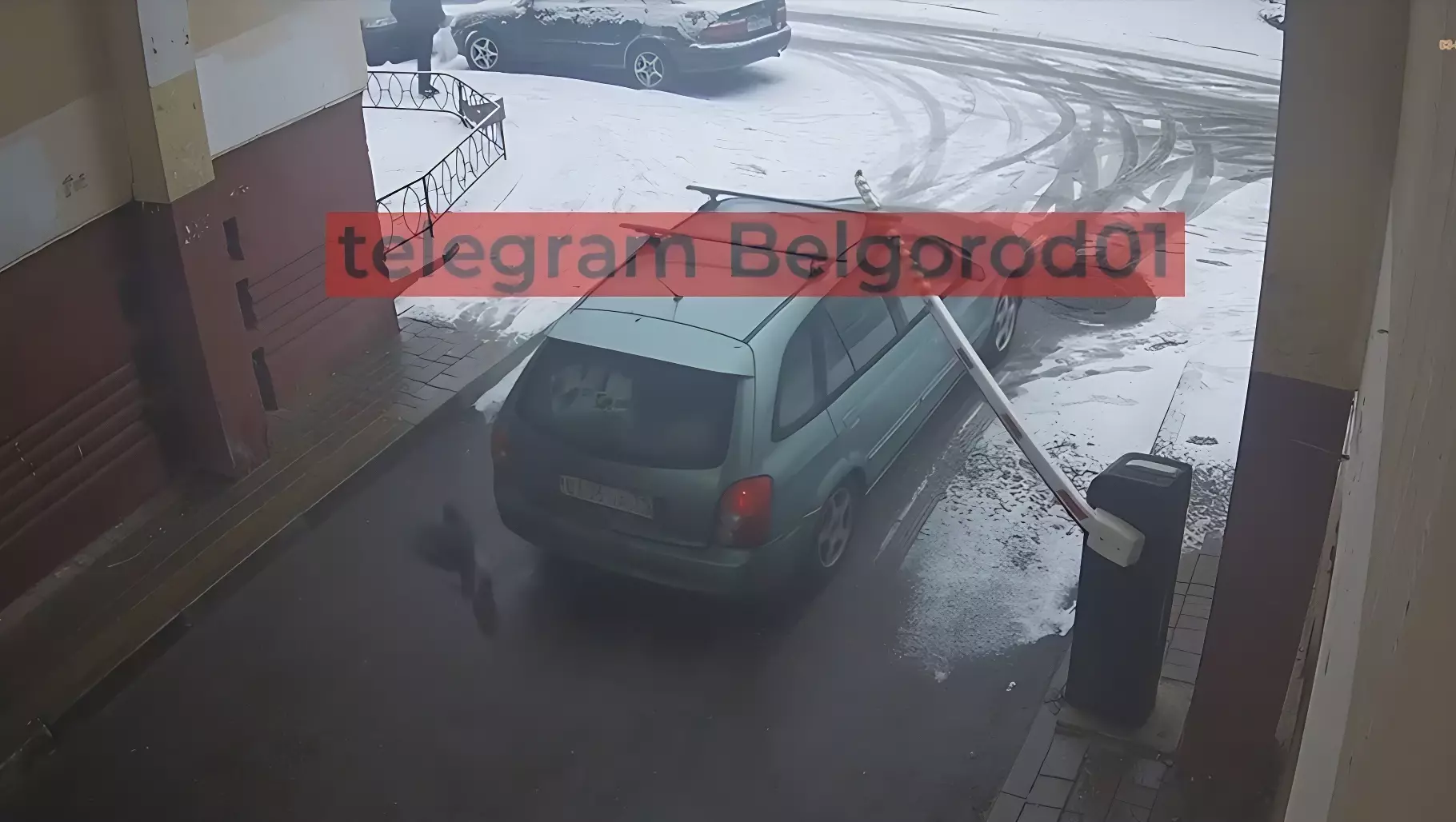 У белгородцев нет претензий к сбившему шлагбаум водителю