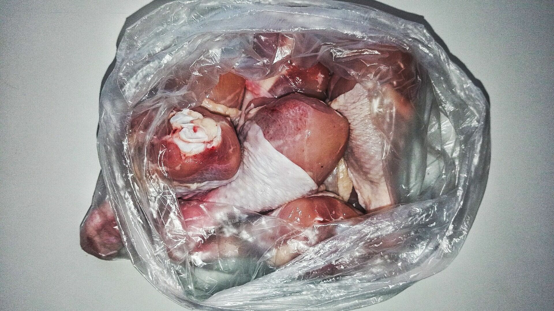 Белгородская область отправит в Китай две тысячи тонн мяса птицы 