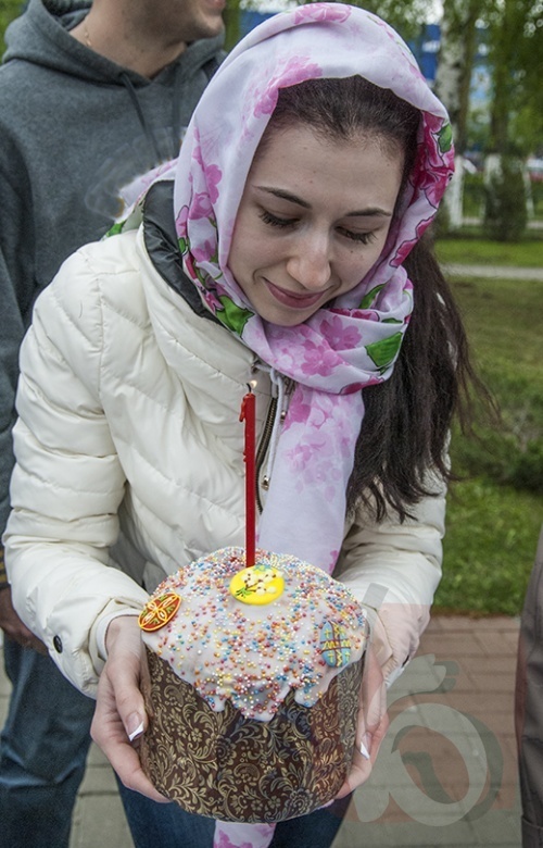 Пасхальные куличи, яйца и творожные пасхи освящают в Белгороде