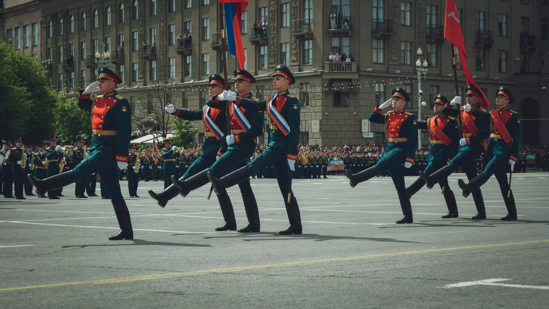 В Воронежской области решили провести парад Победы, но отказаться от салюта