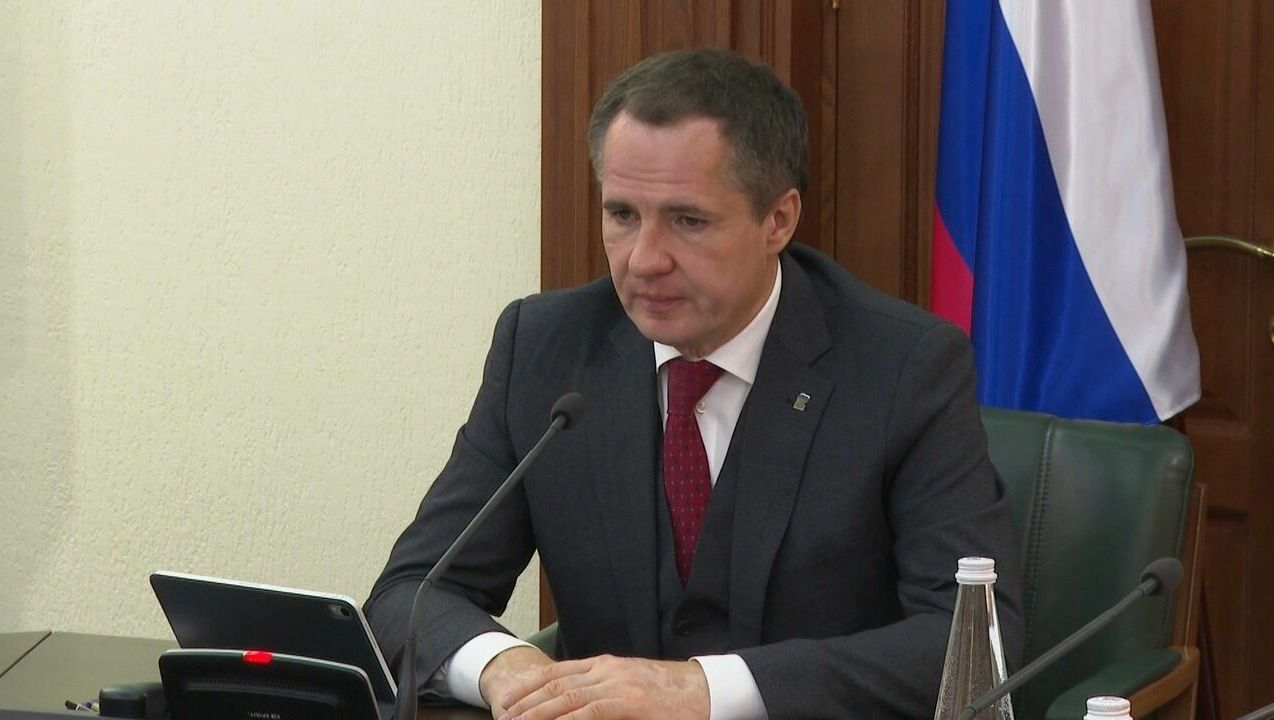 Вячеслав Гладков опроверг информацию о своём уходе с поста губернатора
