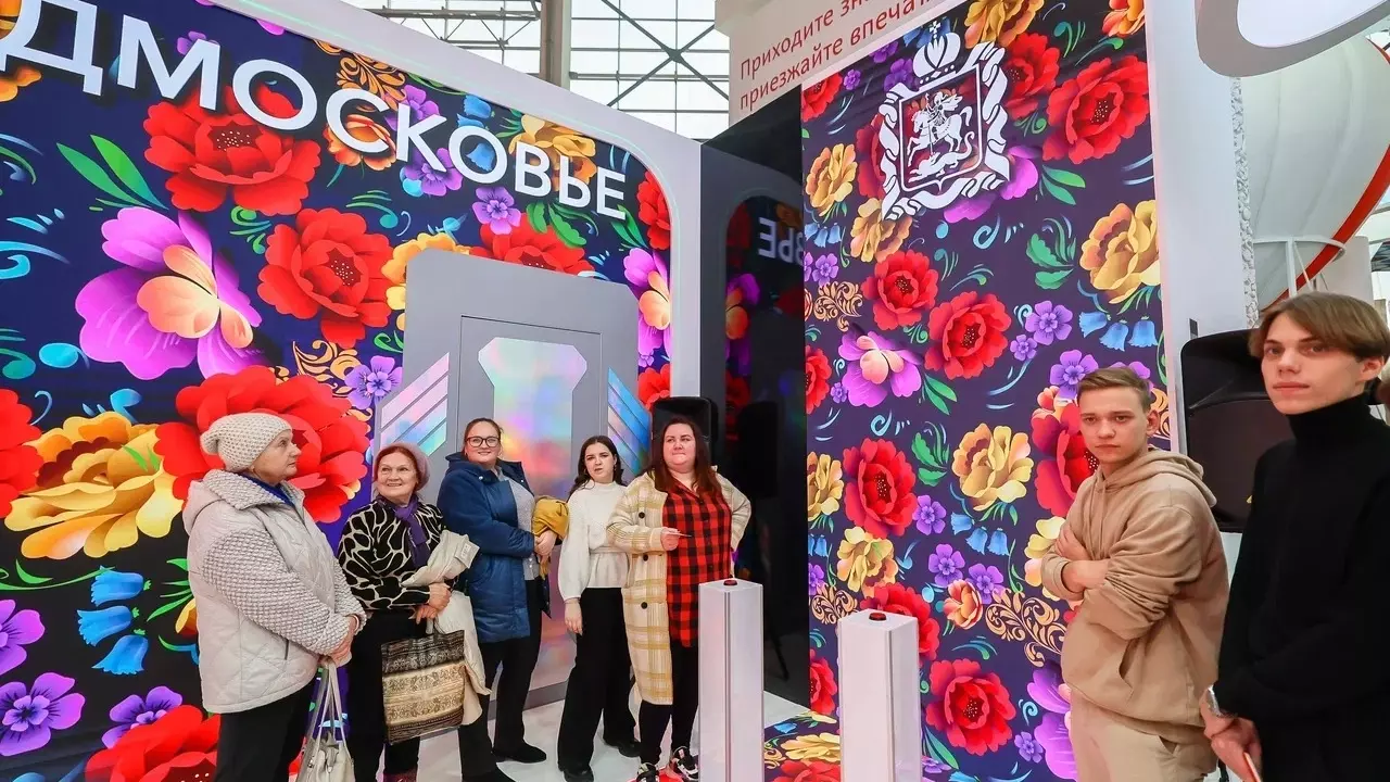 Губернатор МО Андрей Воробьев рассказал о работе стенда на выставке «Россия»