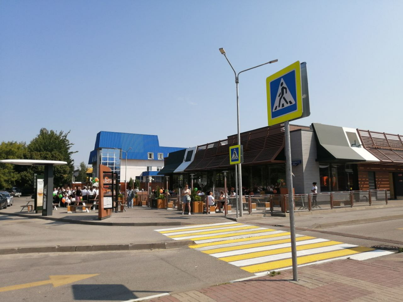 Как в Белгороде открывали ресторан «Вкусно — и точка»