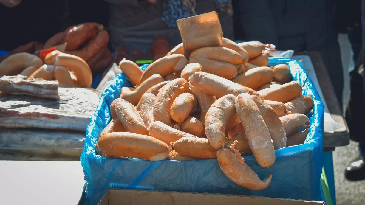 В Белгородской области за год сосиски, сардельки и шпикачки стали дешевле