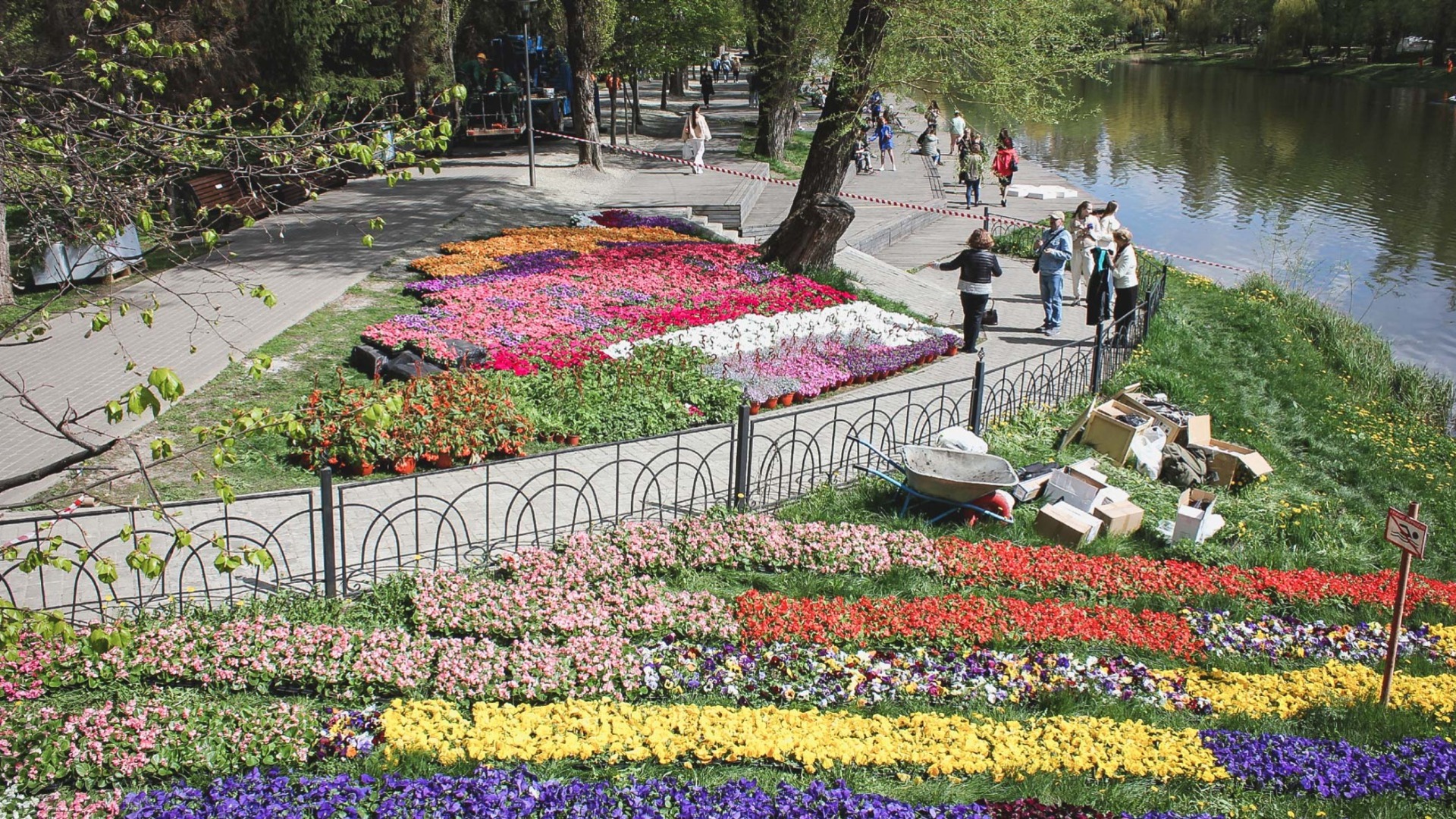 В Белгороде к цветочному фестивалю создадут арт-инсталляцию «Ледовое шоу»