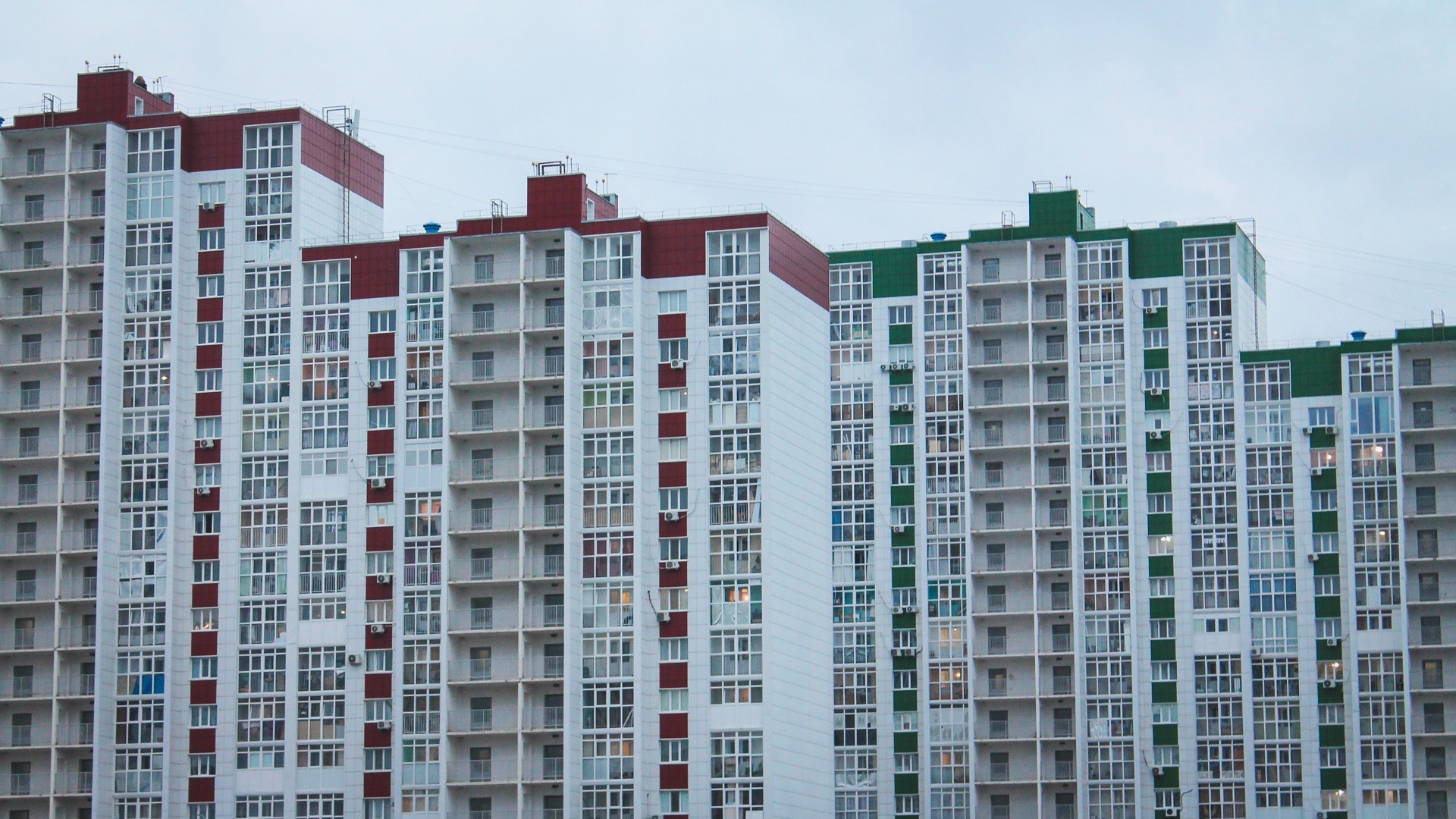 Взамен разрушенных домов жители приграничья чаще выбирают квартиры в Белгороде