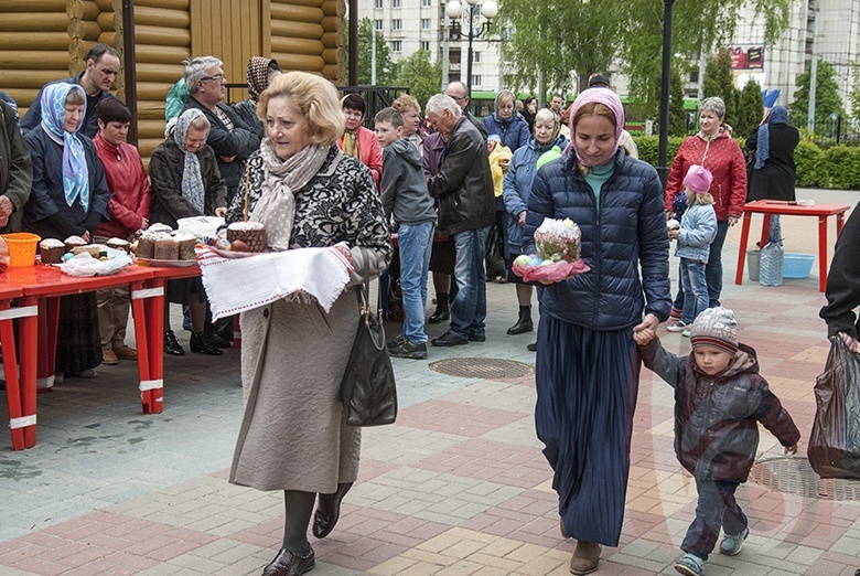 Пасхальные куличи, яйца и творожные пасхи освящают в Белгороде