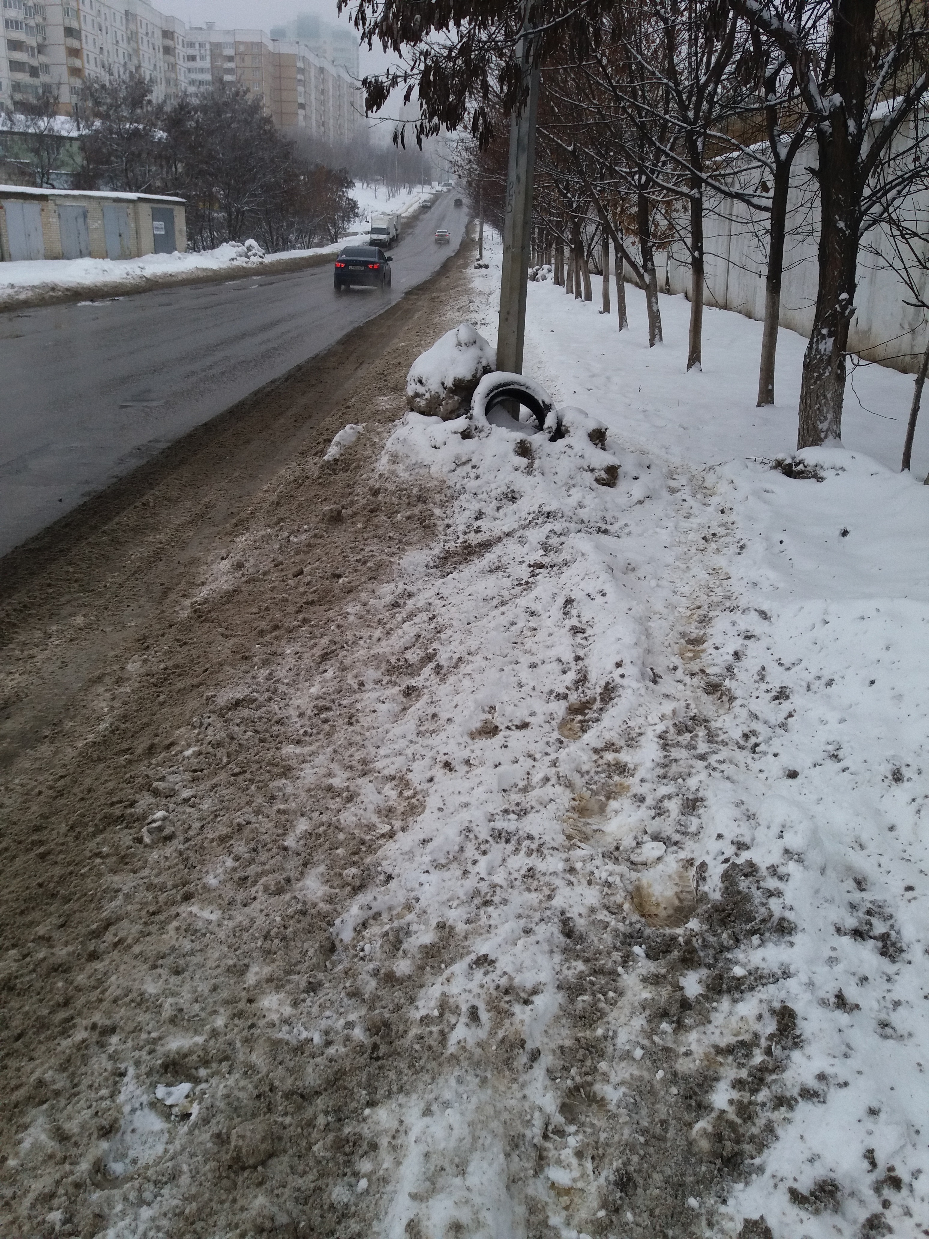 Проезд Автомобилистов – многолетняя беда белгородских пешеходов