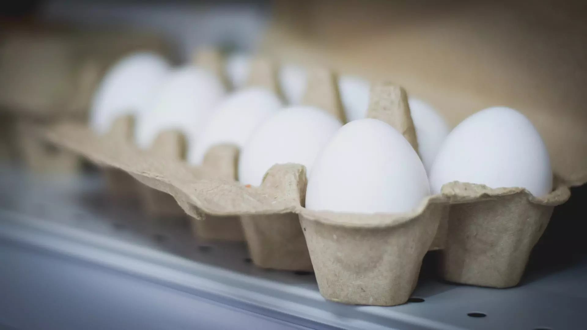В белгородском магазине нашли яйца не по «золотой» цене