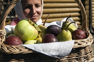 Плоды нового урожая освятили в храмах Белгорода